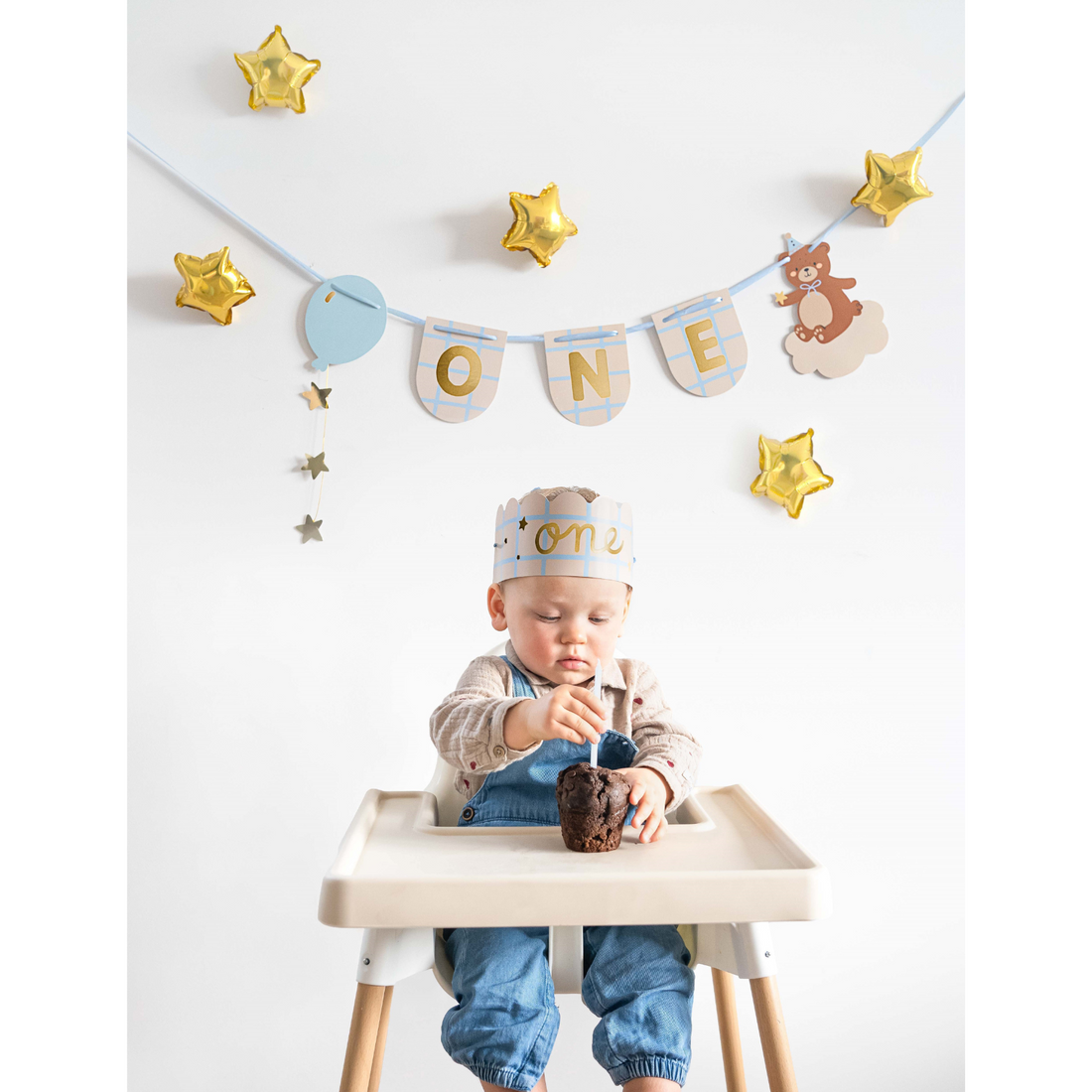 Slinger en kroon set eerste verjaardag