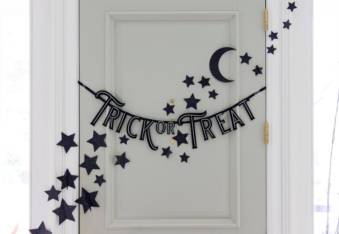 zwarte glinsteren sterren en maan slinger decoratie Halloween