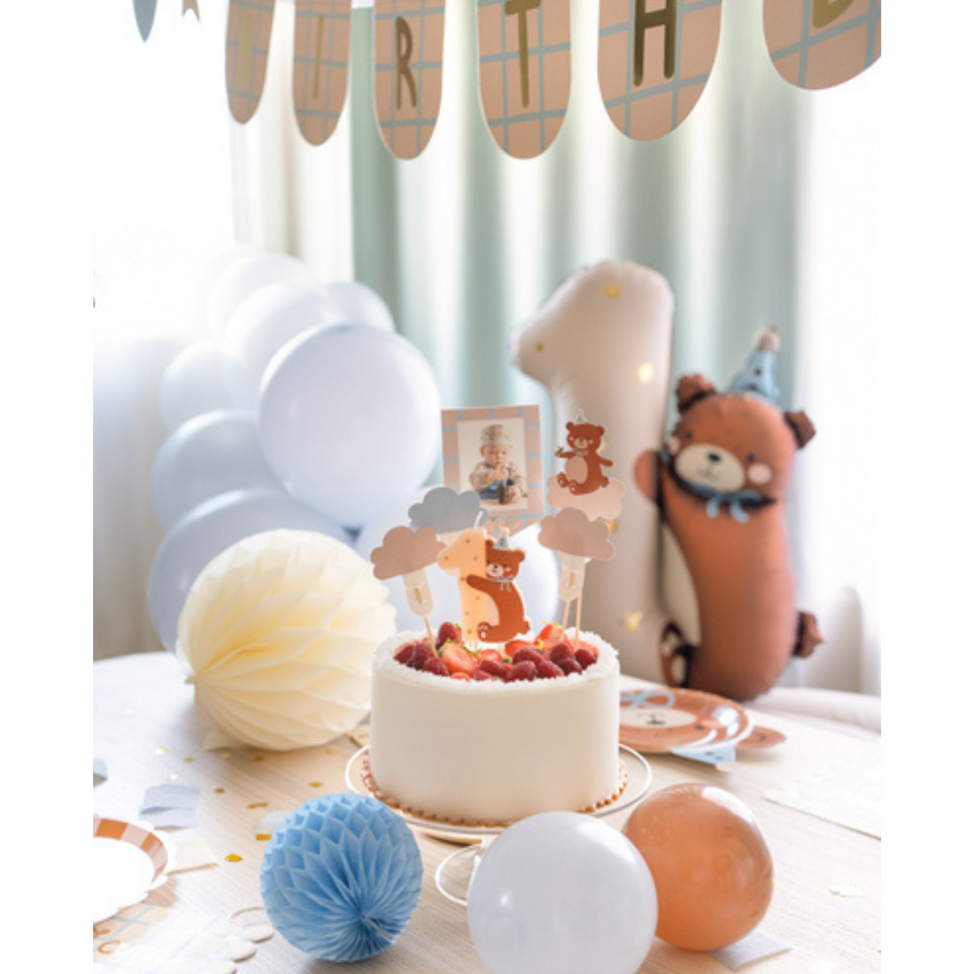 Taarttopper eerste verjaardag